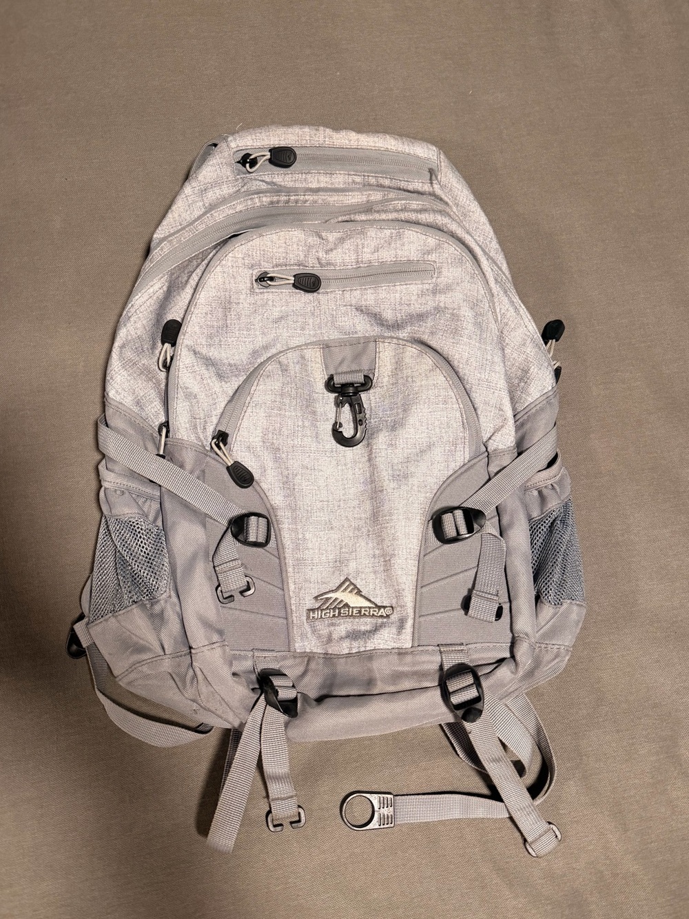 High Sierra Light Gray Men's Backpack with Multiple Compartments